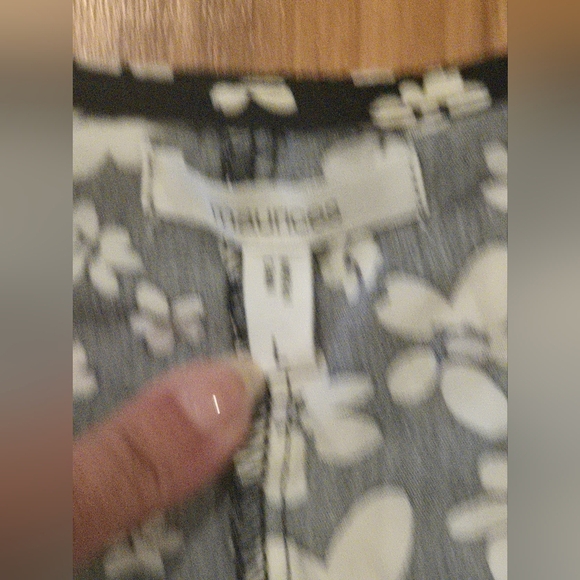 NWOT Maurices Floral Black and White Jacket - Picture 6 of 9